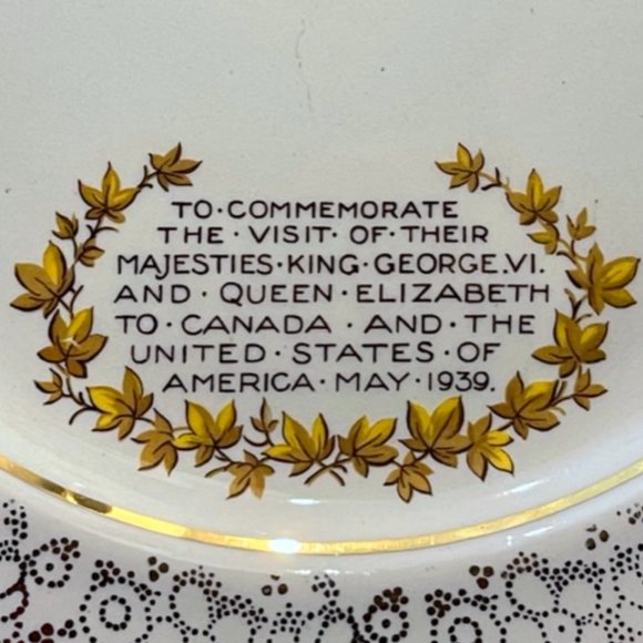 H&K Tunstall Commemorative 1939 King George VI and Queen Elizabeth Square Plate - Picture 3 of 5